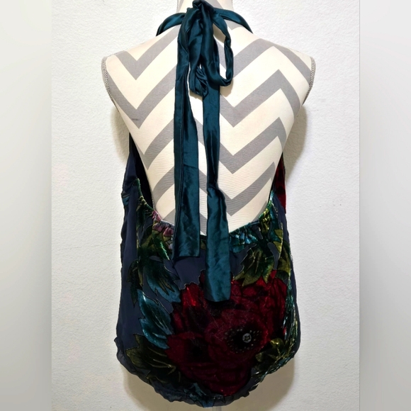 ✨HOST PICK✨️Hale Bob Floral Velvet Burnout on Blue Halter Top Silk Lining Large - Picture 4 of 12